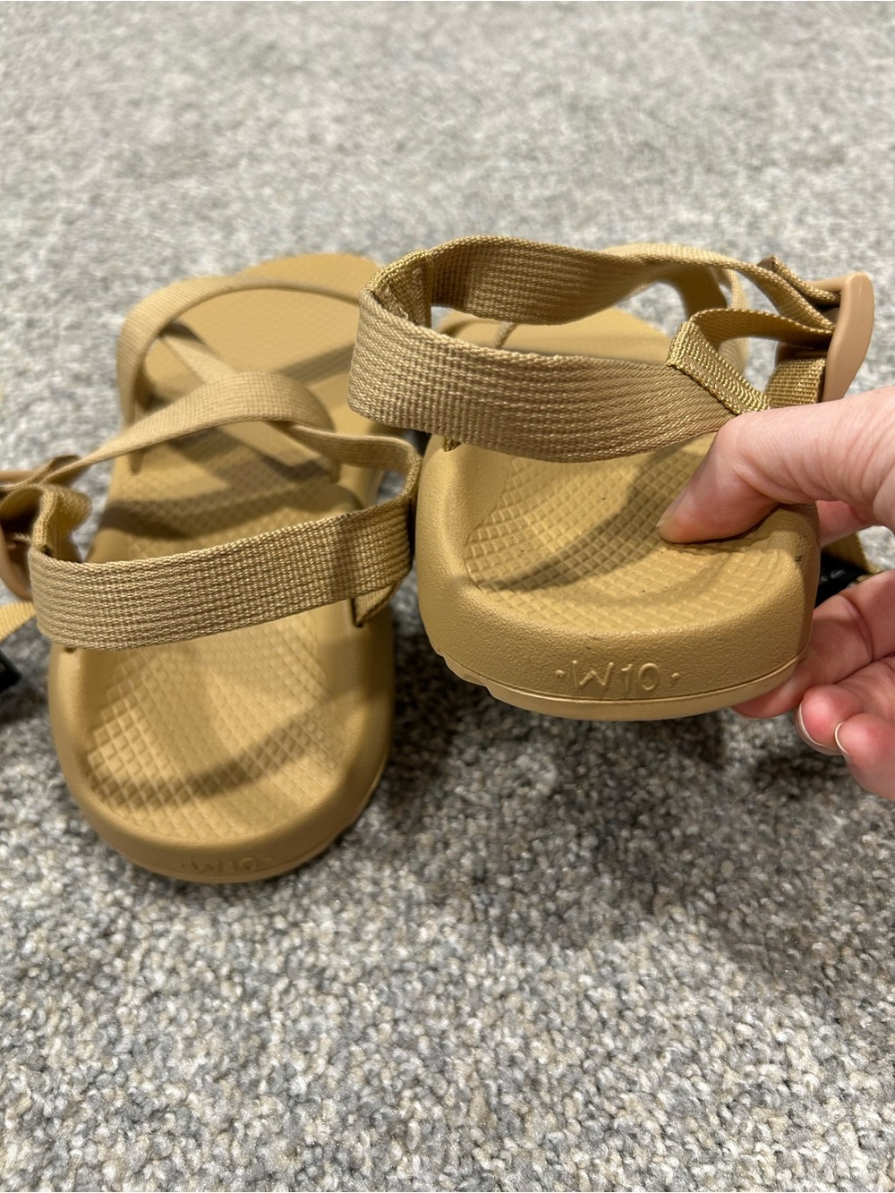 Chaco Women's Z/1 Classic Adjustable Strap Sandals Tan Curry Sz 10 Outdoor Water - Picture 4 of 8